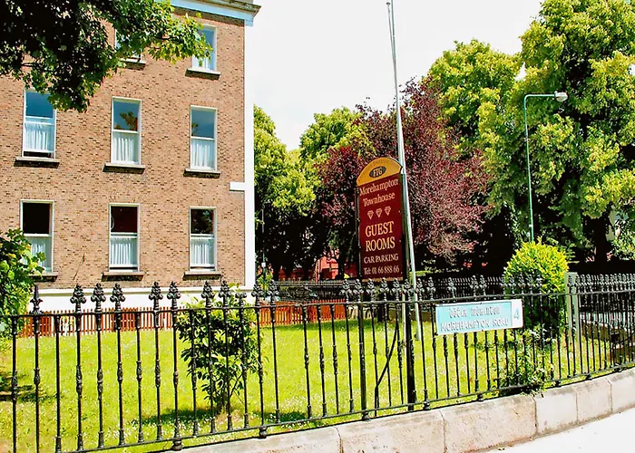 Morehampton Townhouse